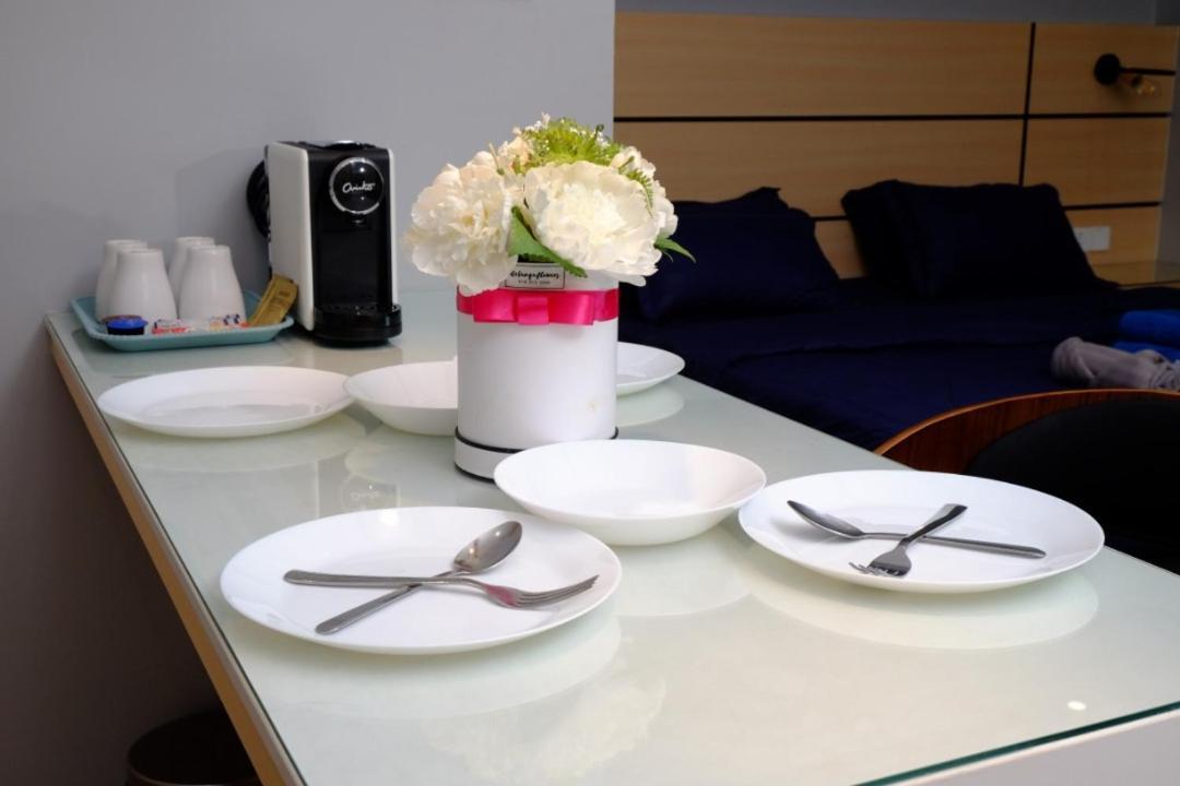 Cozy Seaview Studio at Imperium residence Tanjung Lumpur Kuantan Bagian luar foto